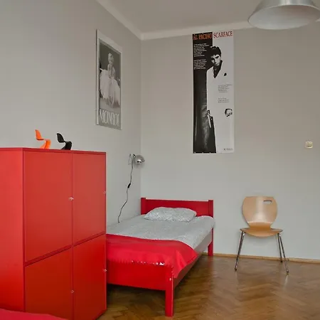 Хостел Tramp Aparthostel *