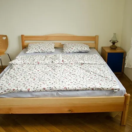 Hostel Tramp Aparthostel Krasków