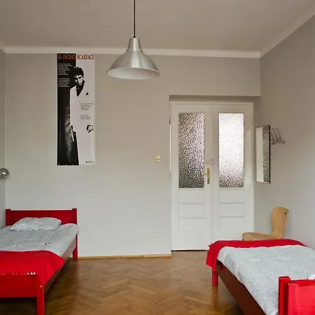 Tramp Aparthostel * Krasków