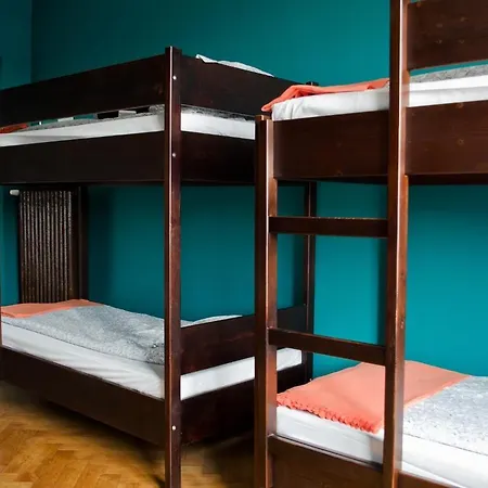 Хостел Tramp Aparthostel